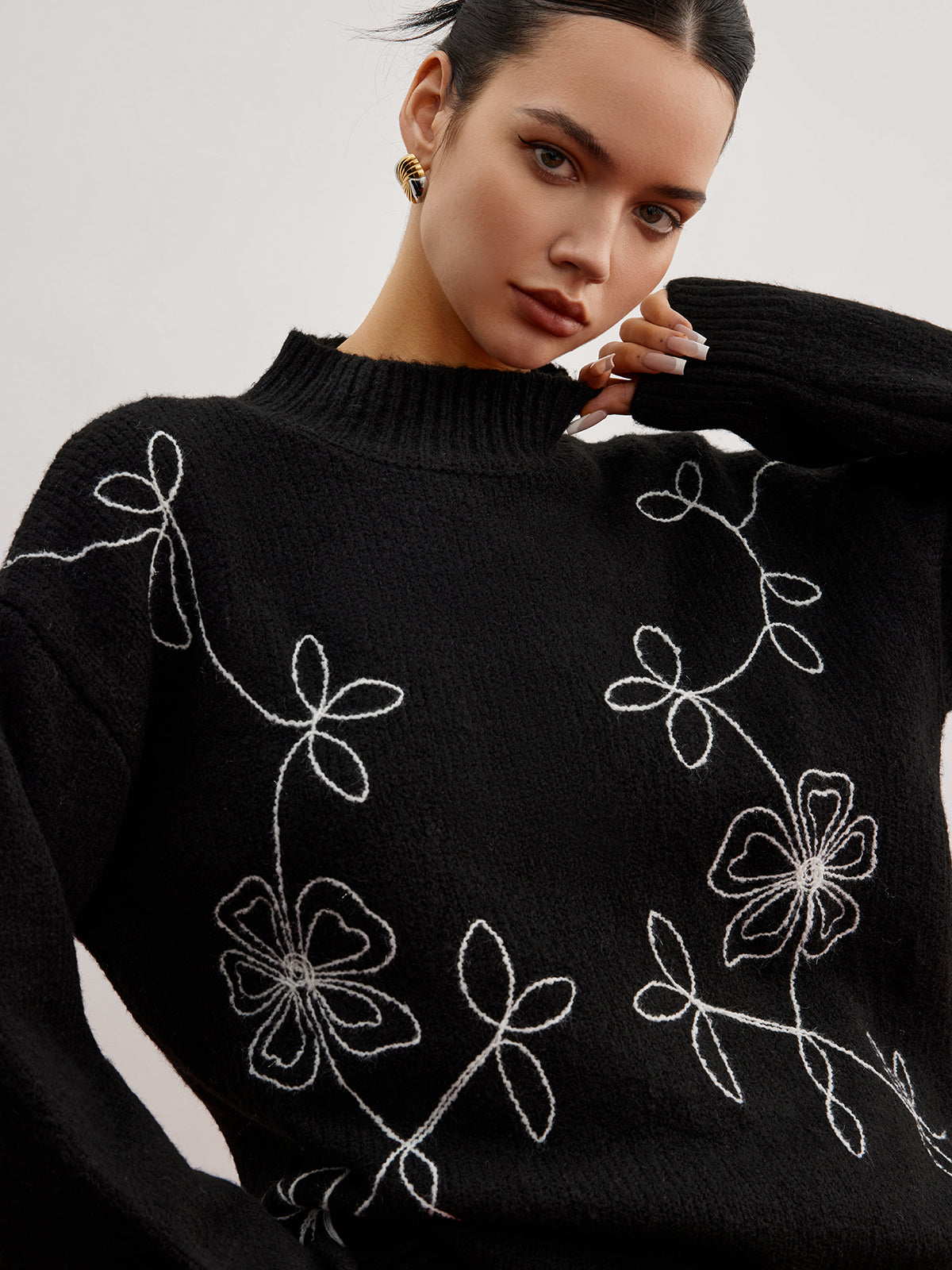 Mock Neck Floral Shift Sweater-Chicvia