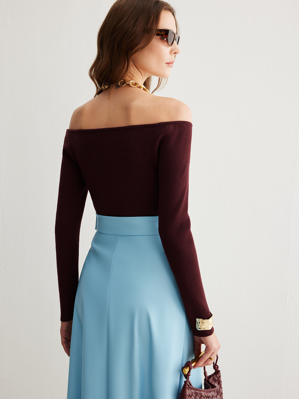 Cold-Shoulder Skinny Sweater-Chicvia