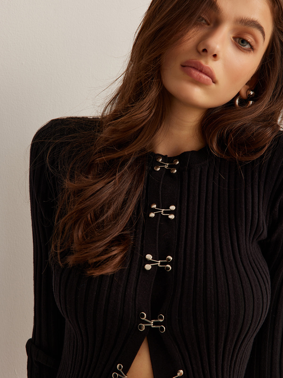 Hook Front Skinny Knit Top-Chicvia