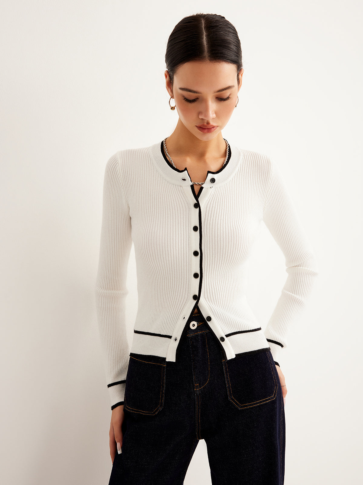 Contrast Binding Ribbed Button Cardigan-Chicvia