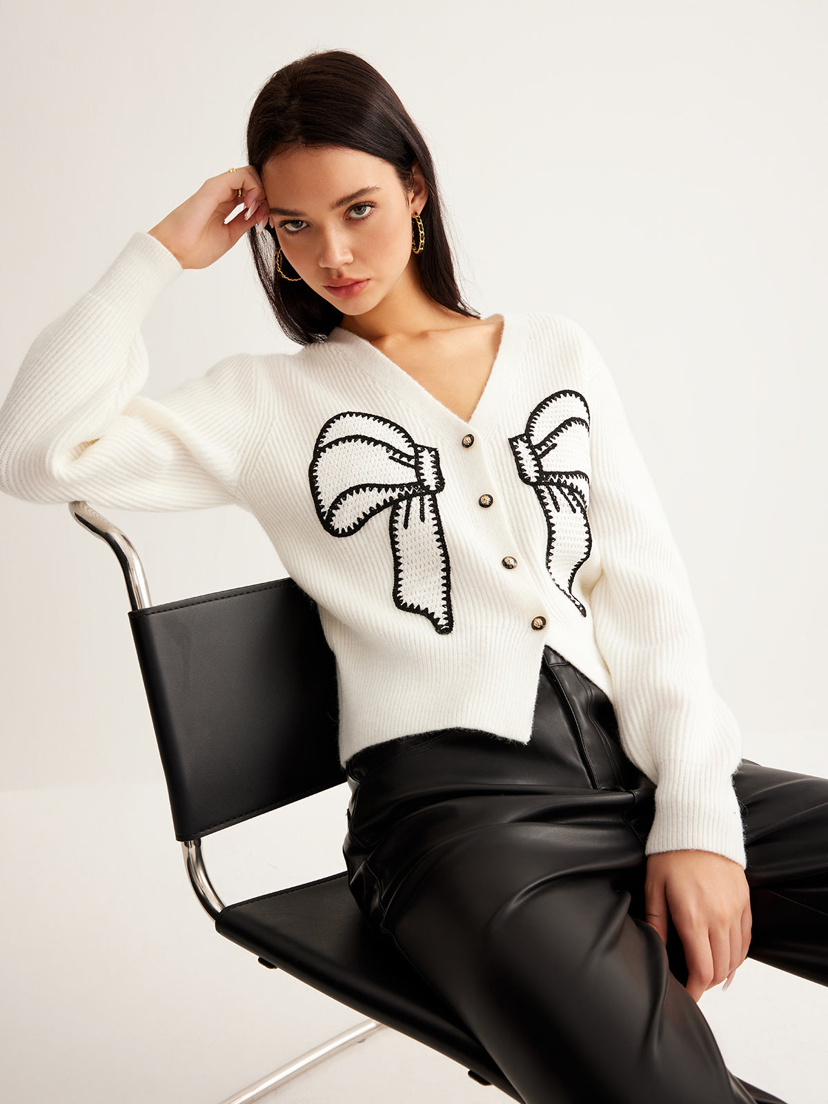 Embroidery-Bow Button Short Cardigan-Chicvia