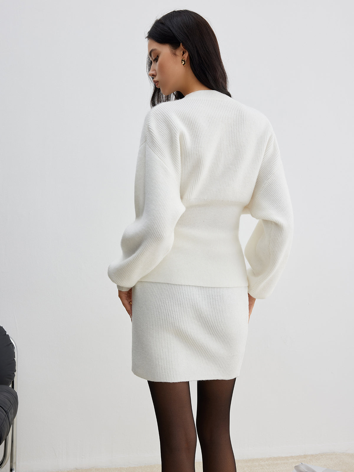 Elegant Ribbed Sweater Mini Skirt-Chicvia