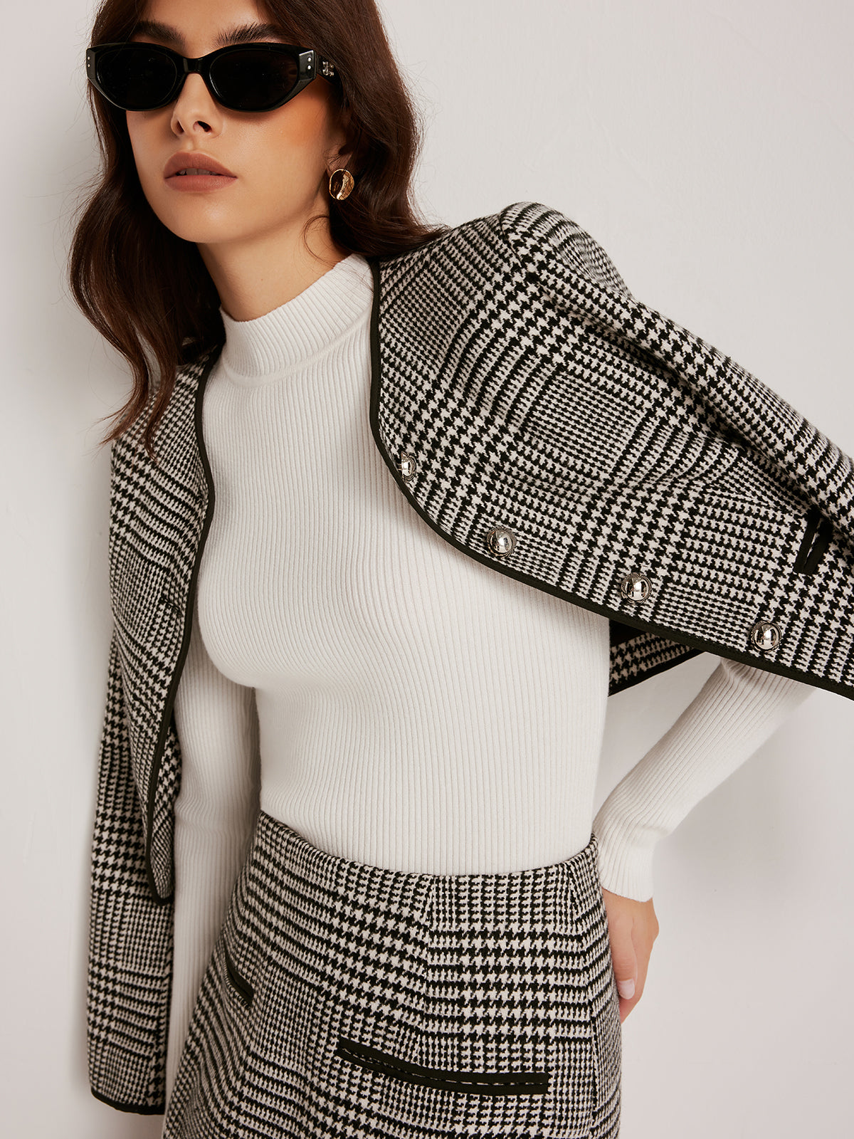 Contrast Trim Plaid Button Jacket-Chicvia