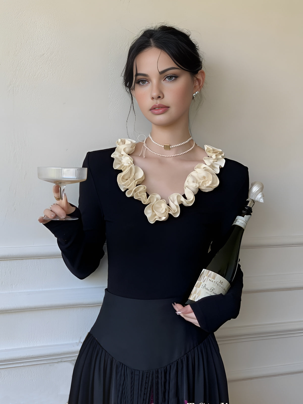 Cotton Floral Trim Slim T-Shirt-Chicvia