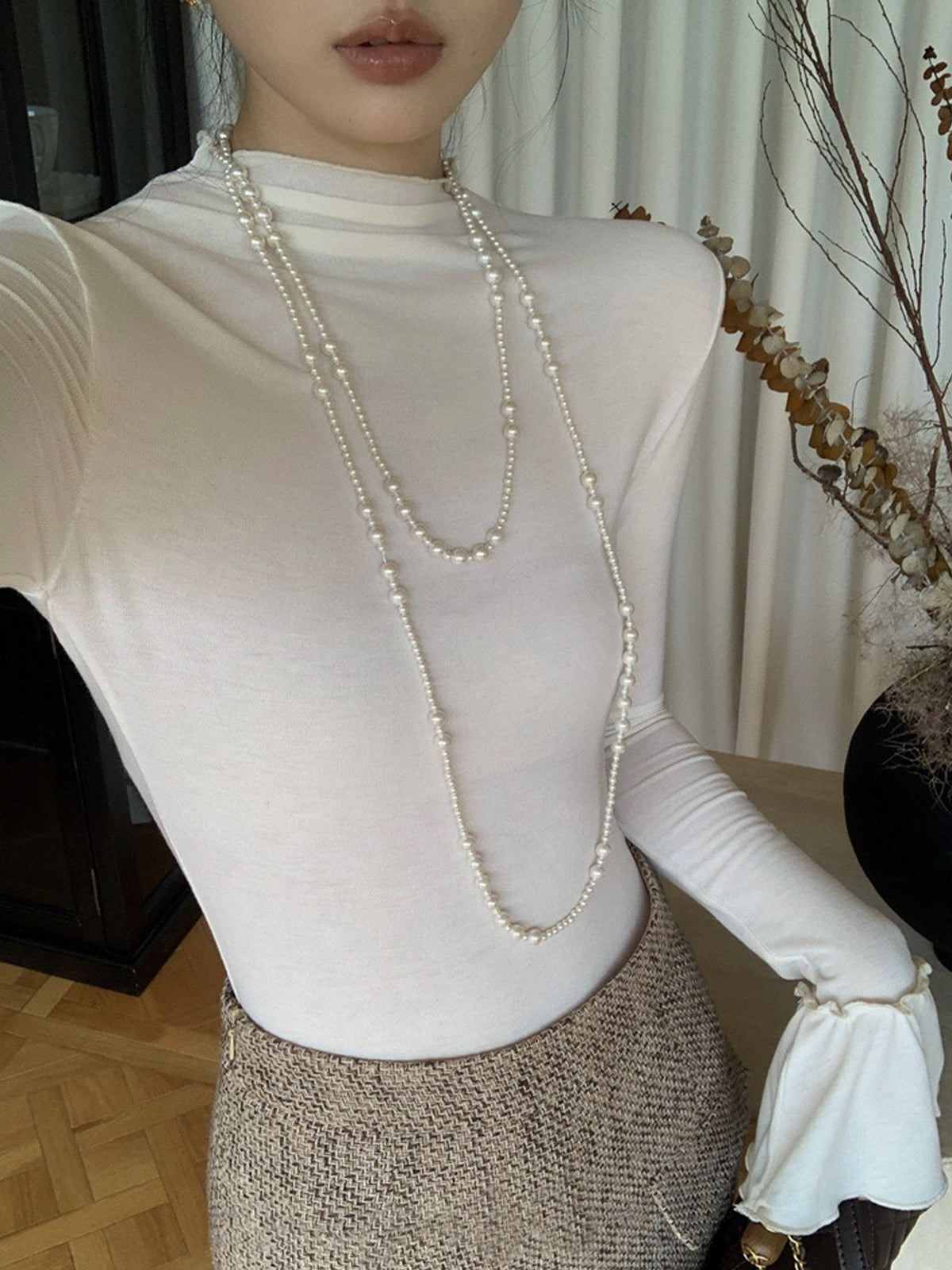 Plain Ruffle-Cuff Jersey Top-Chicvia