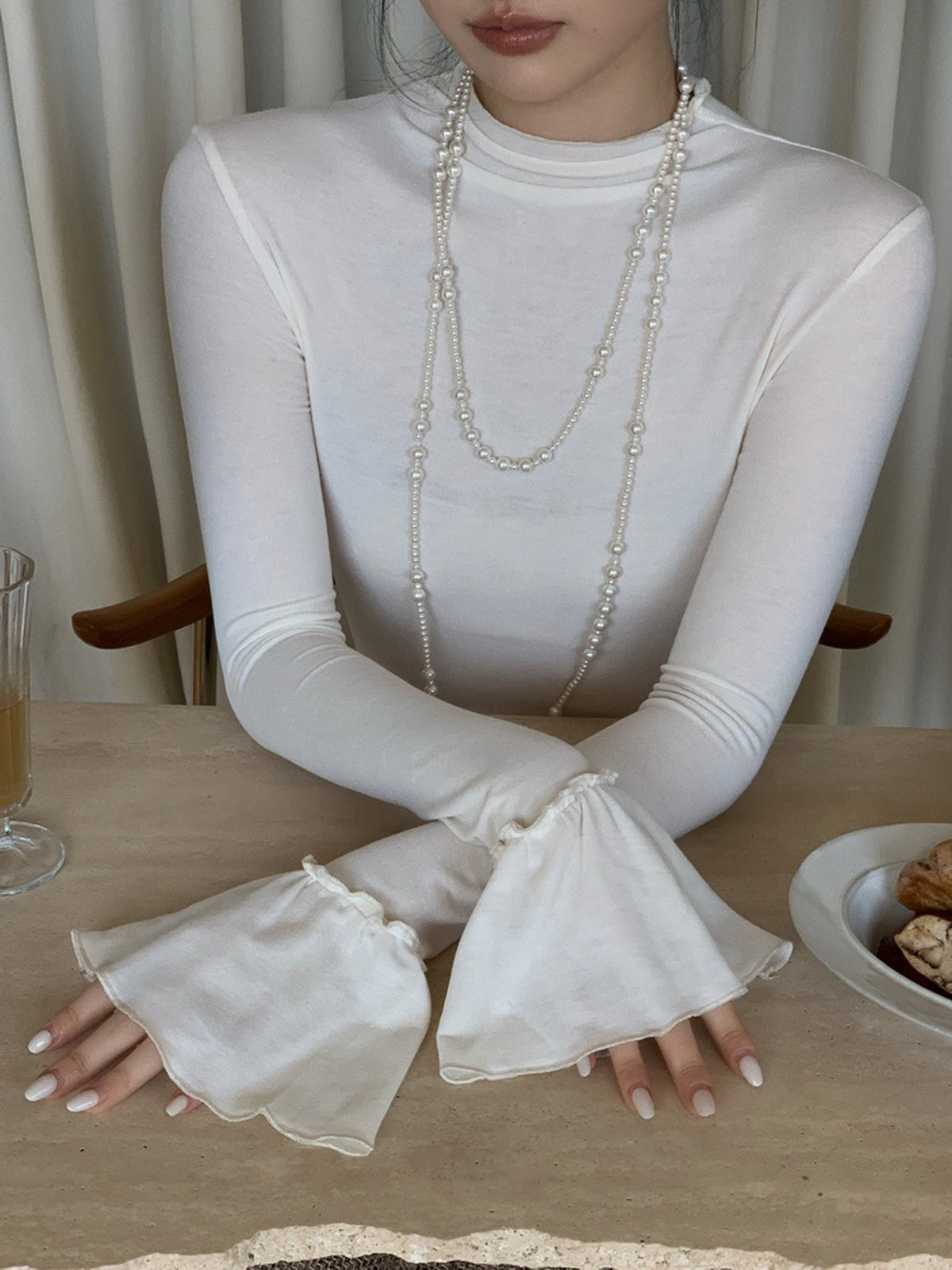 Plain Ruffle-Cuff Jersey Top-Chicvia