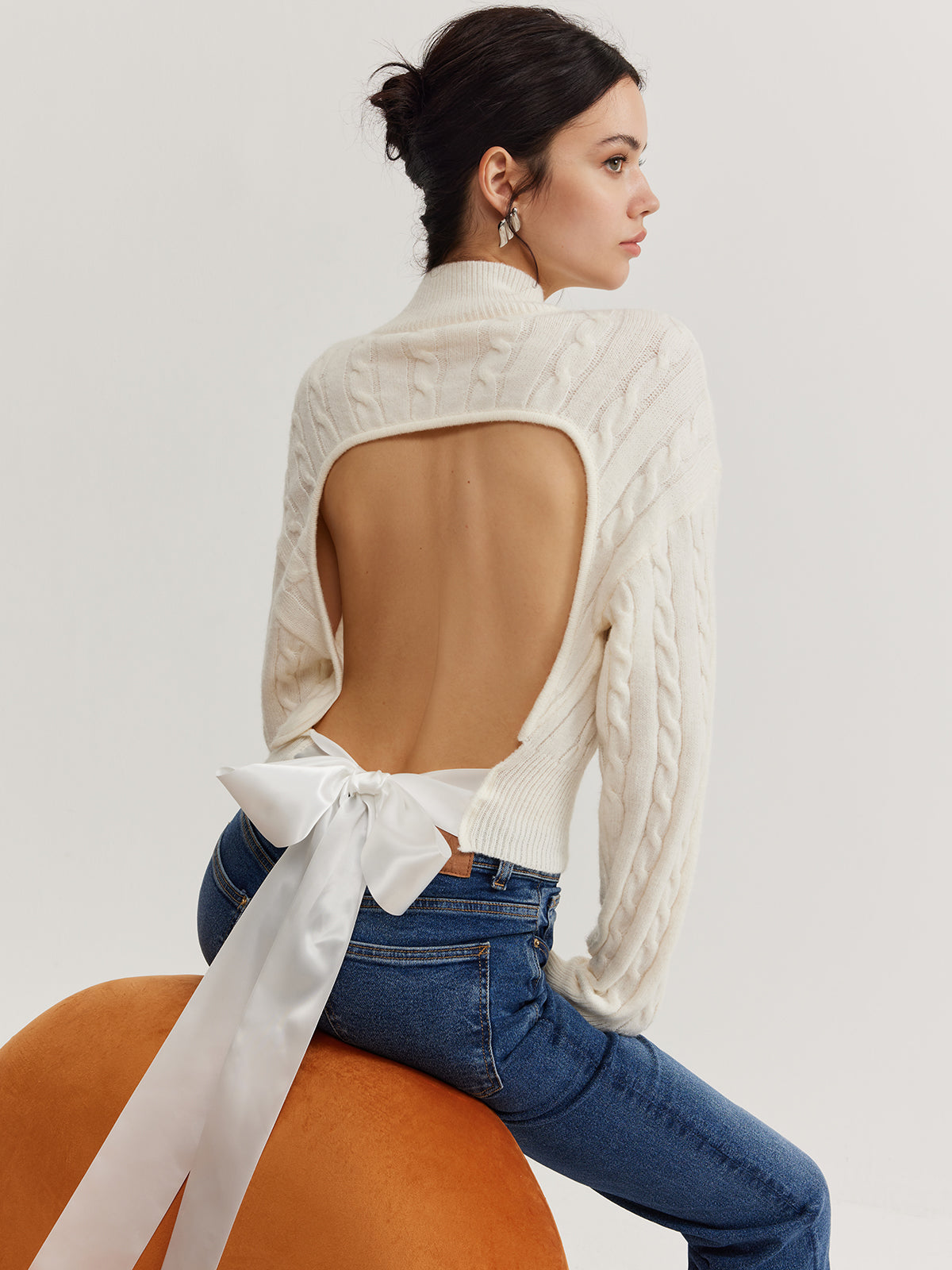 Plain Backless Bow Knit Top-Chicvia
