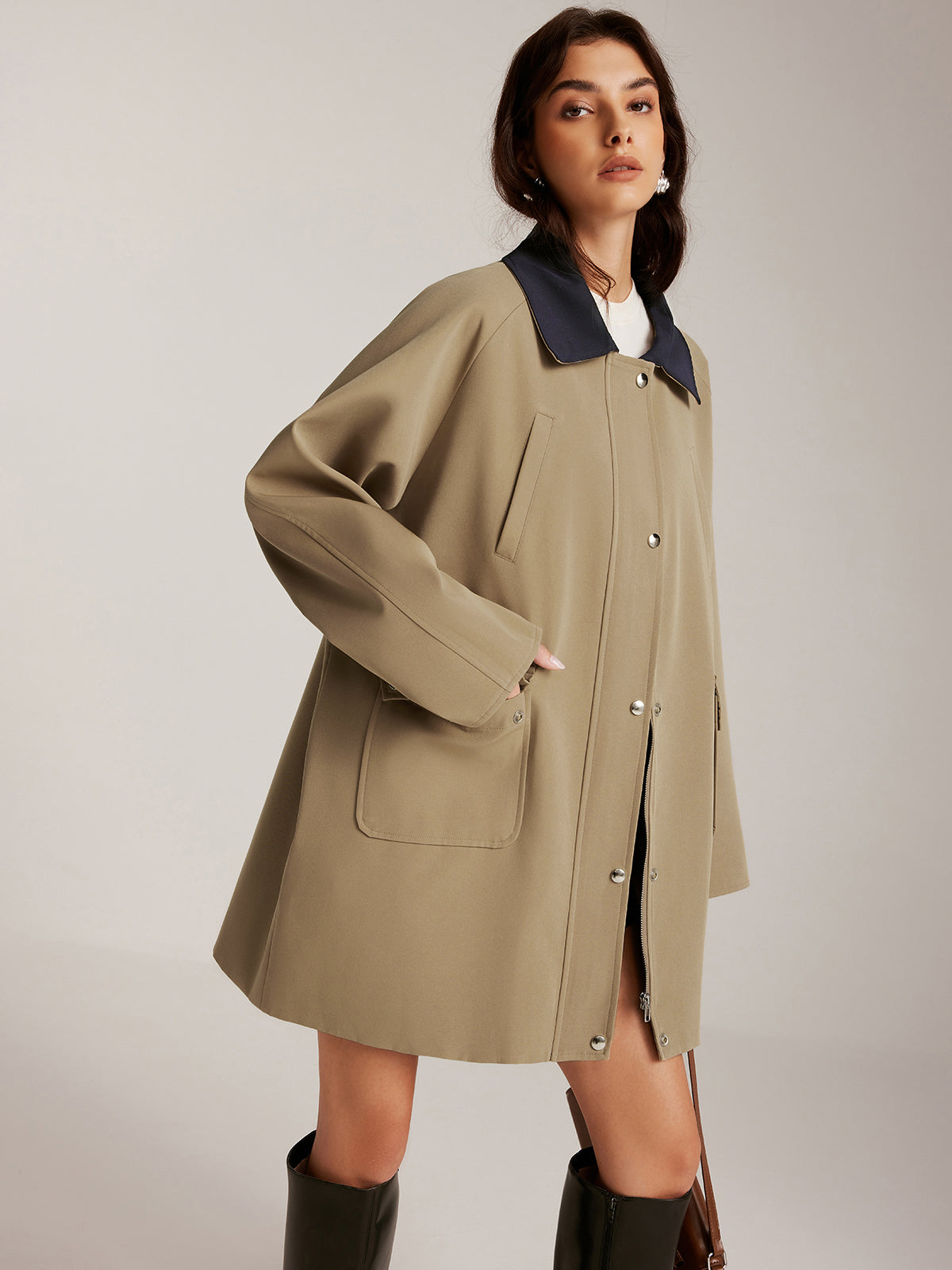 Contrast-Collar Zipper Oversized Trench Coat-Chicvia