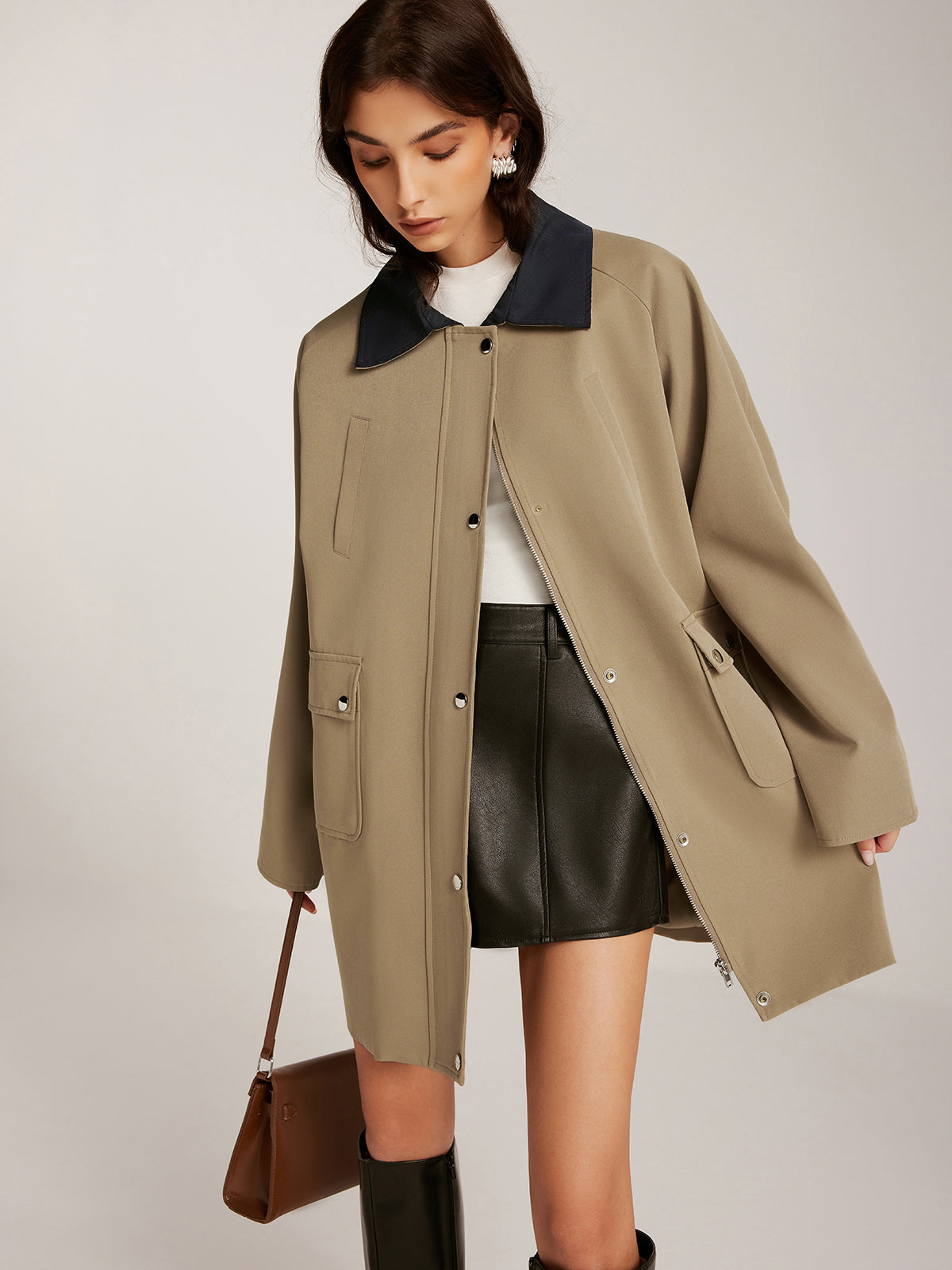 Contrast-Collar Zipper Oversized Trench Coat-Chicvia