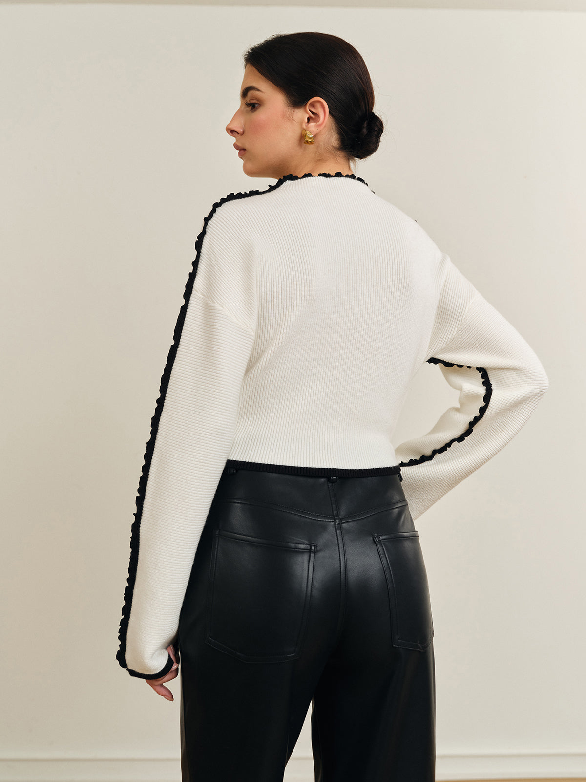 Ribbed Lettuce Trim Knit Top-Chicvia