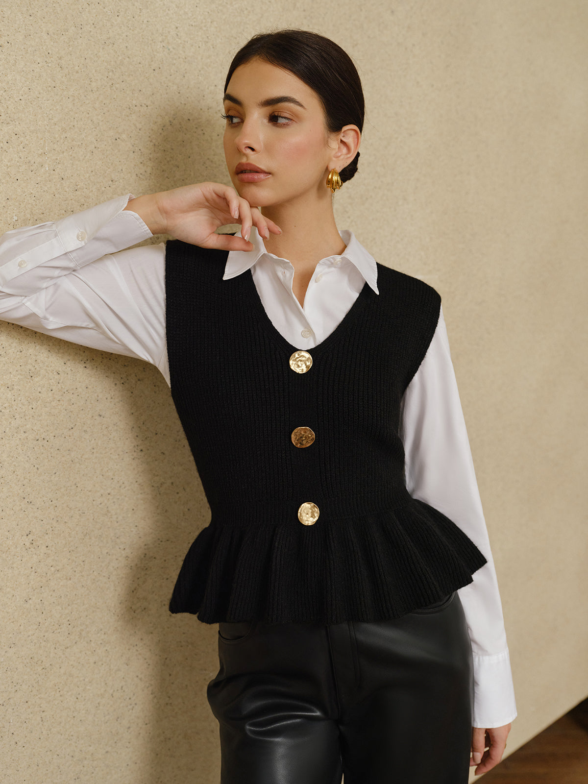 Ribbed Ruffle Sweater Vest-Chicvia