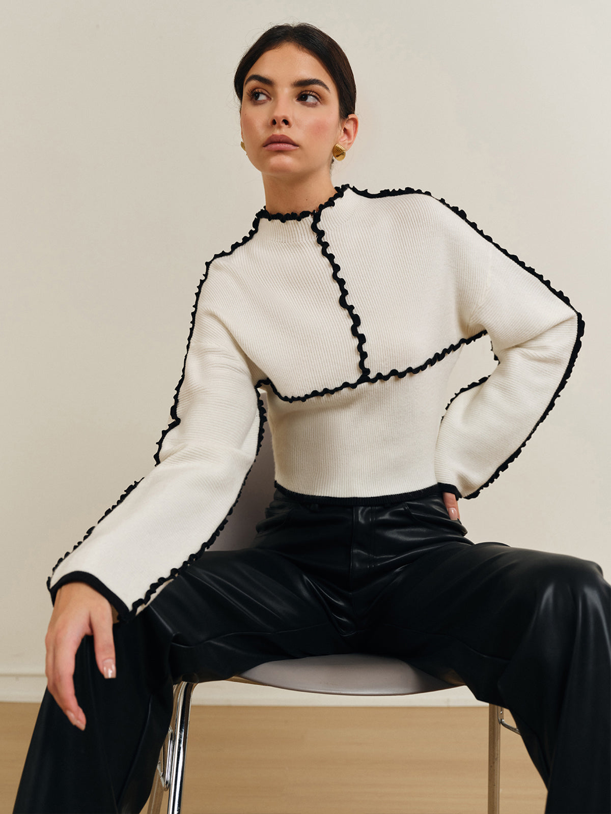 Ribbed Lettuce Trim Knit Top-Chicvia