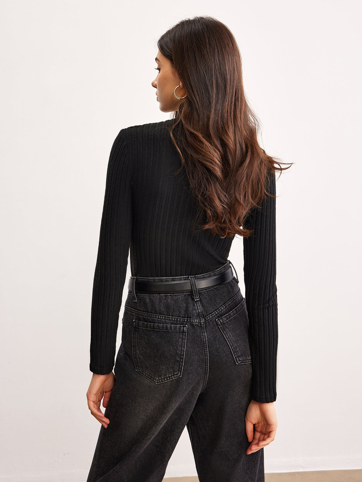 Criss Cross Neck Ribbed Top-Chicvia