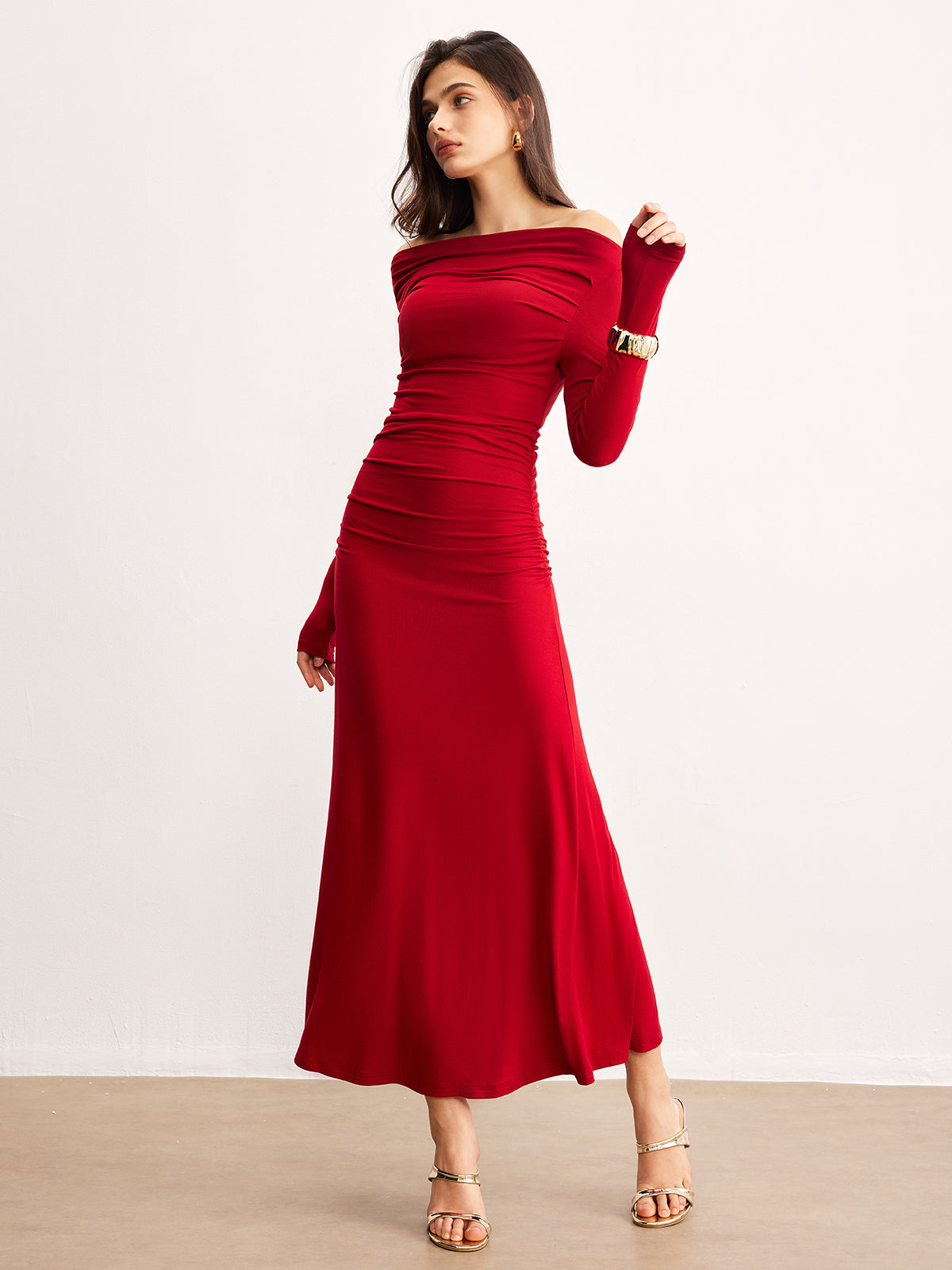 Off-Shoulder Ruffle Knit Dress-Chicvia