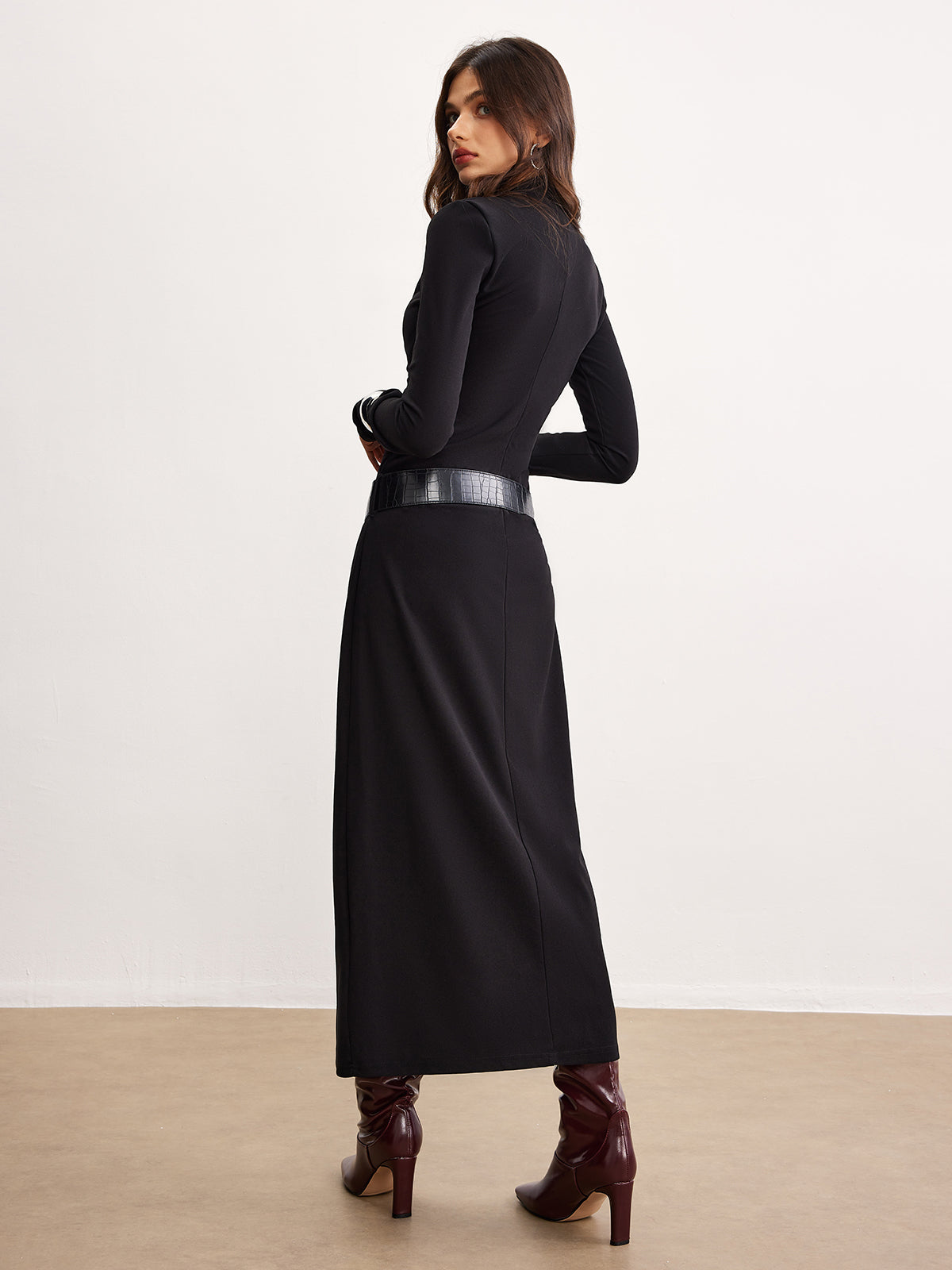 Minimalist Belted Jersey Dress-Chicvia