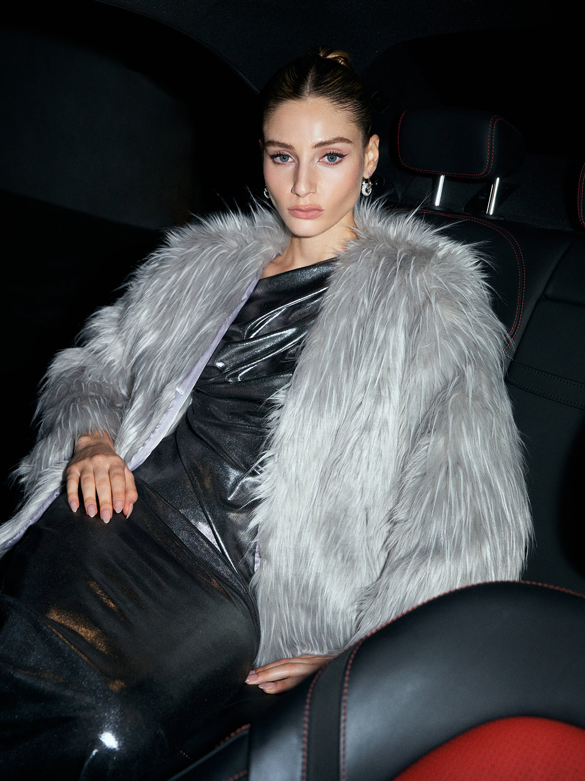 Elegant Faux Fur Coat-Chicvia