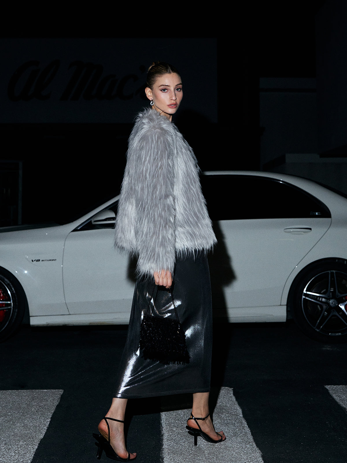 Elegant Faux Fur Coat-Chicvia