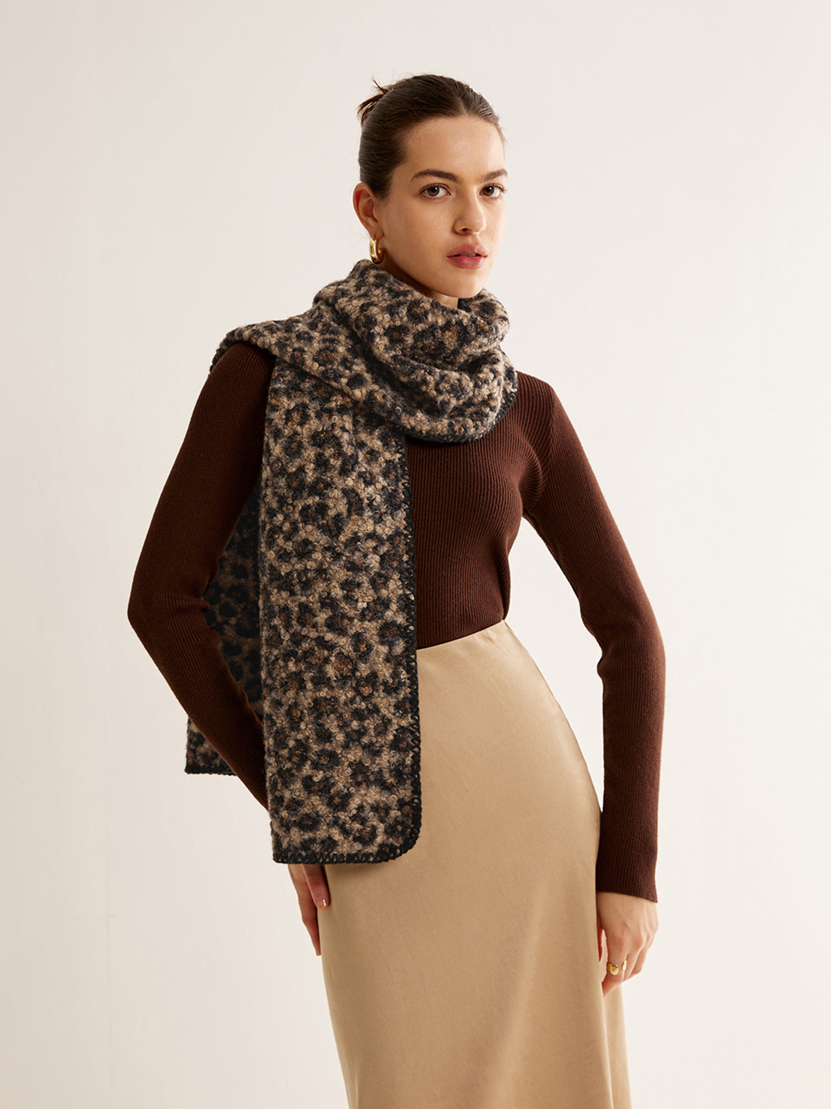 Leopard Printed Minky Scarf-Chicvia