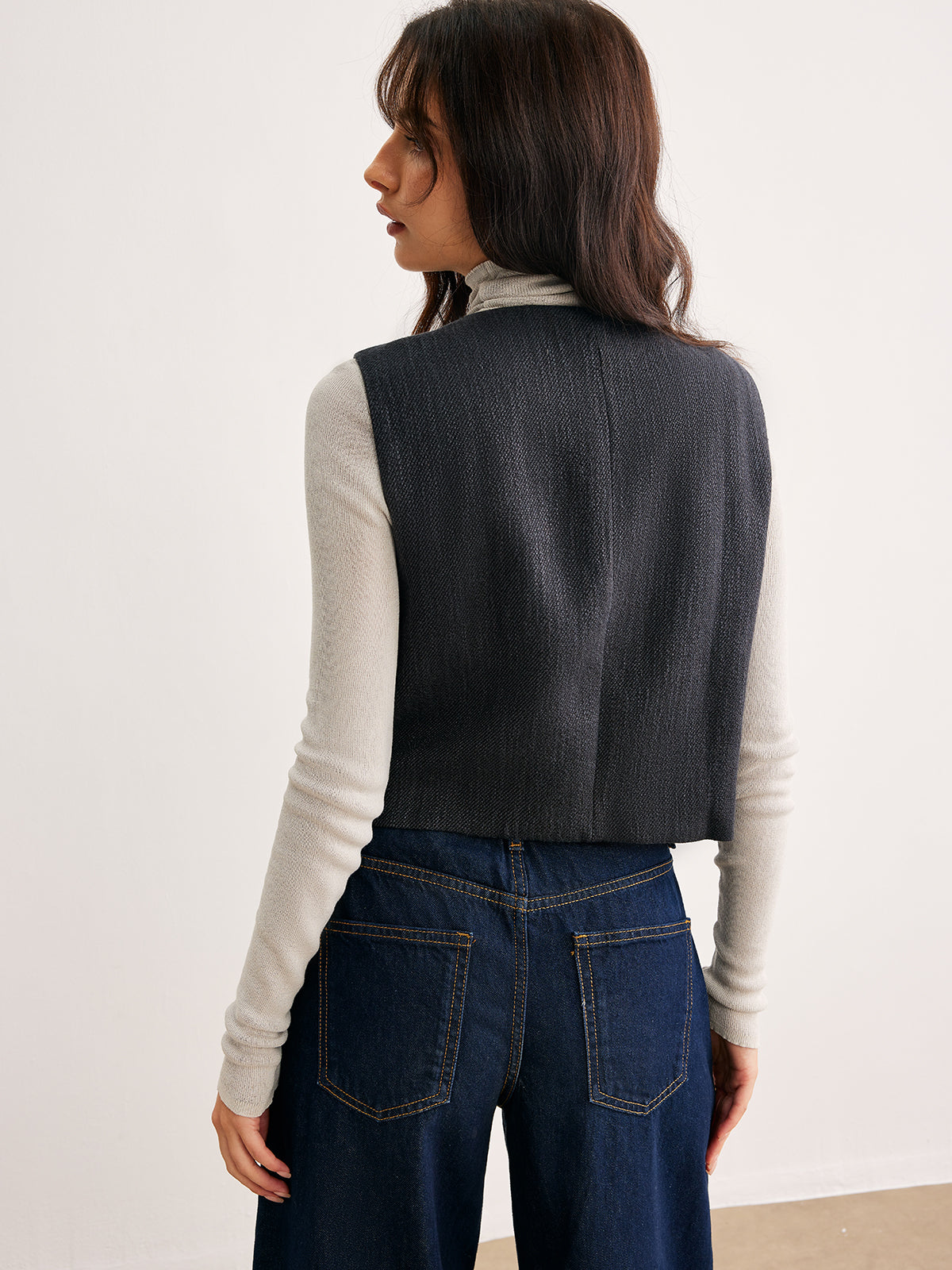 Geometric Button Short Vest-Chicvia