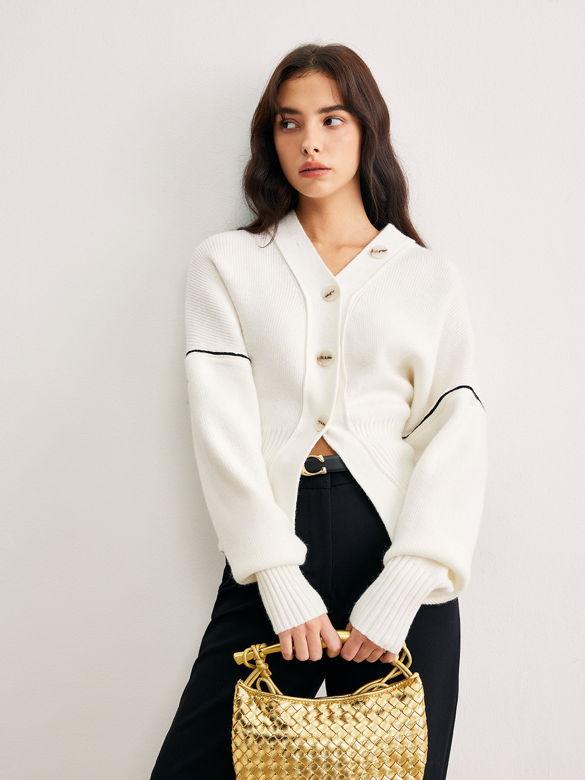 Chic Contrast Piping Button Cardigan-Chicvia