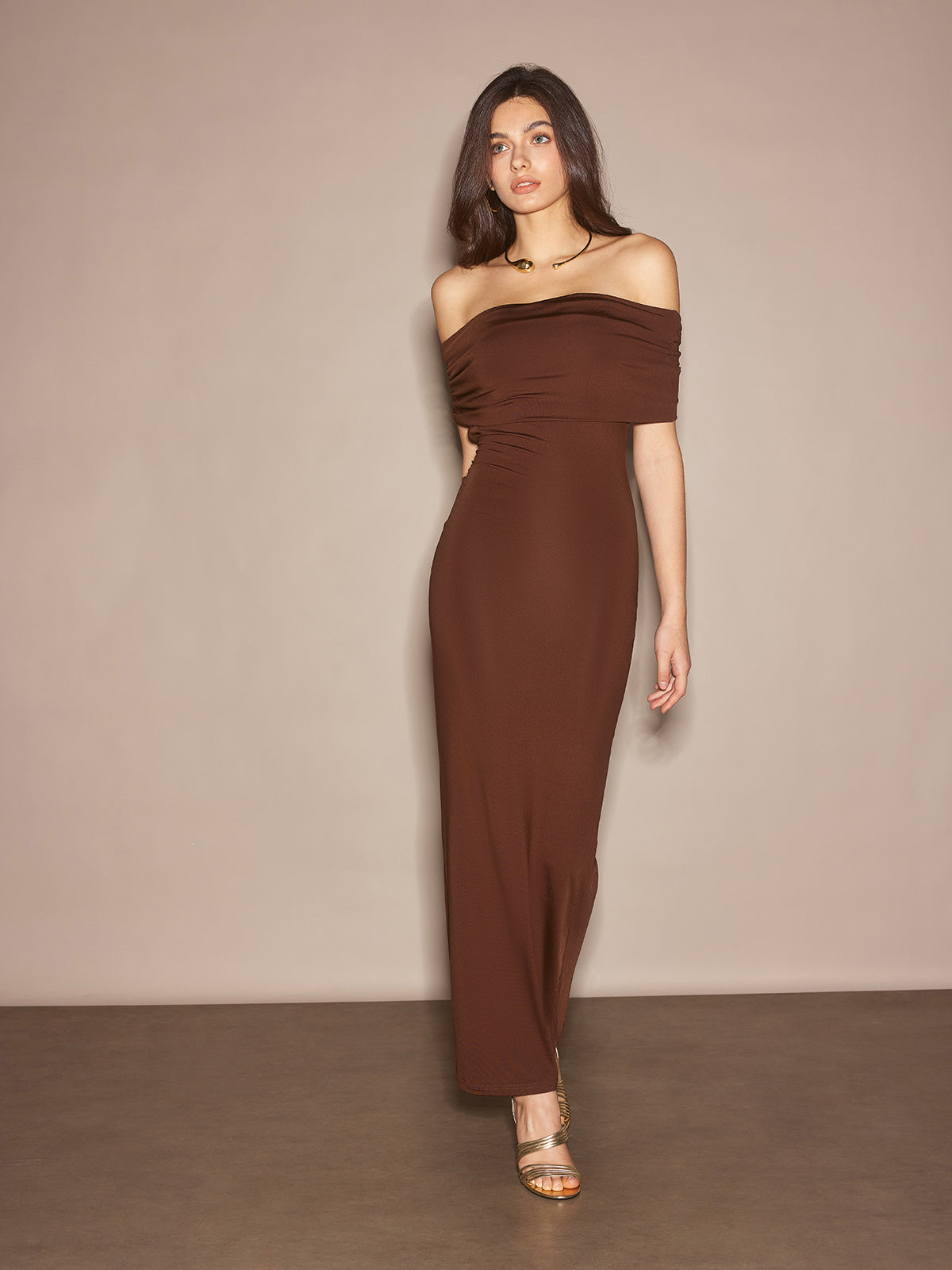 Off-Shoulder Ruched Slim Long Dress-Chicvia