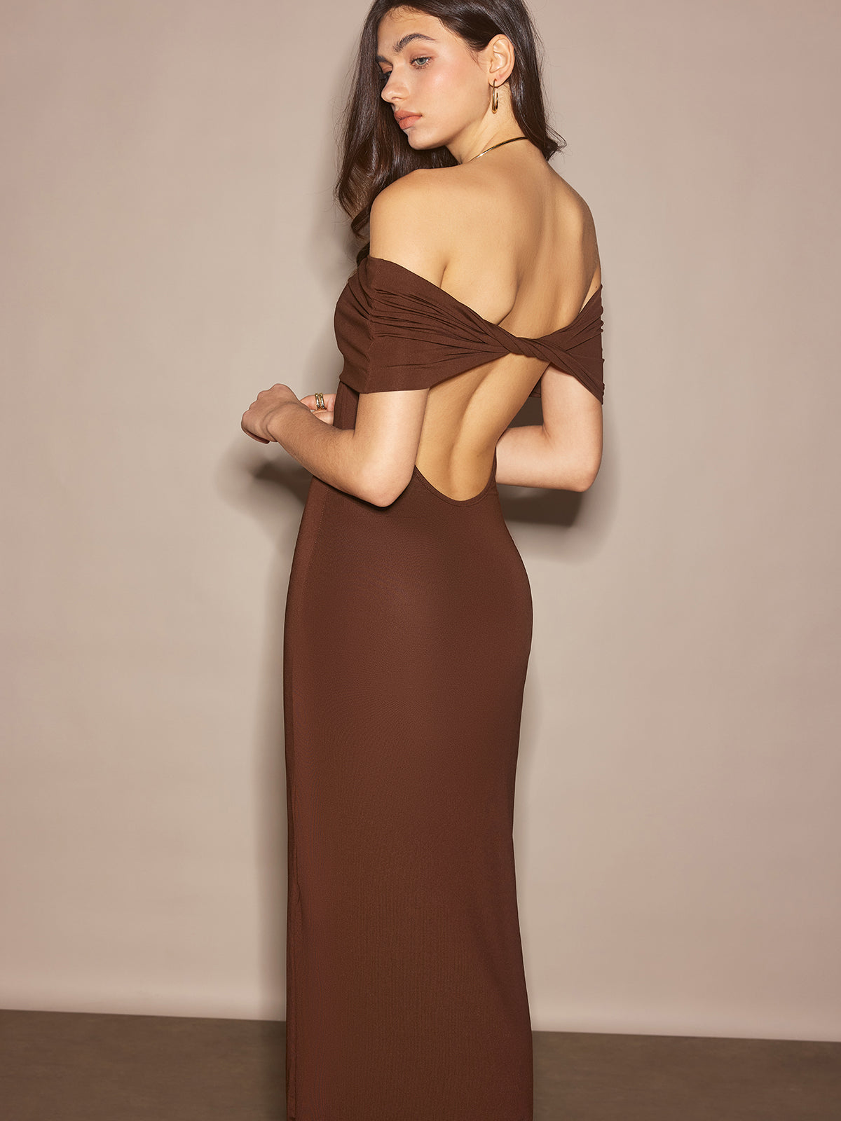 Off-Shoulder Ruched Slim Long Dress-Chicvia