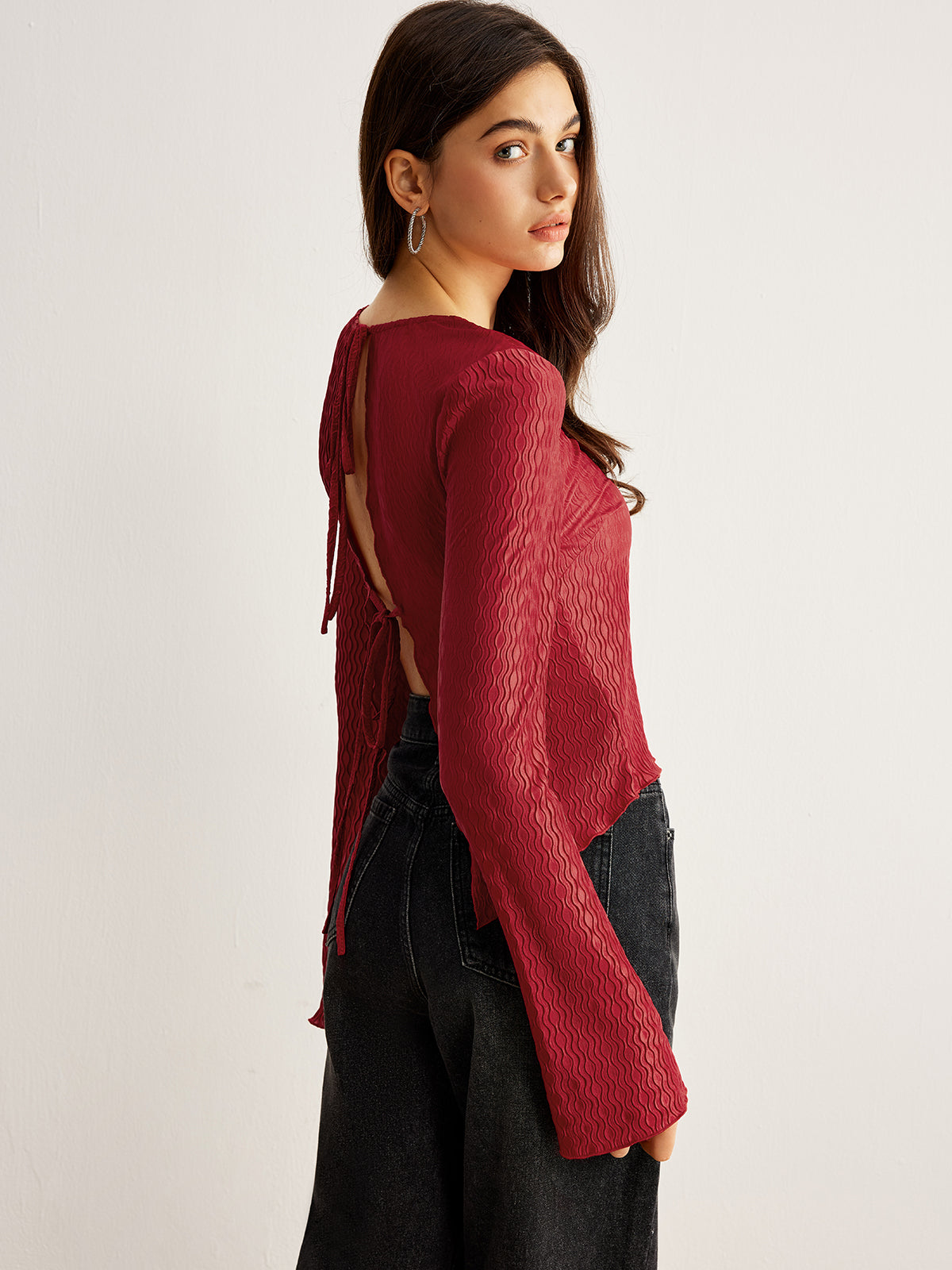 Curve Textured Backless Tie Blouse-Chicvia