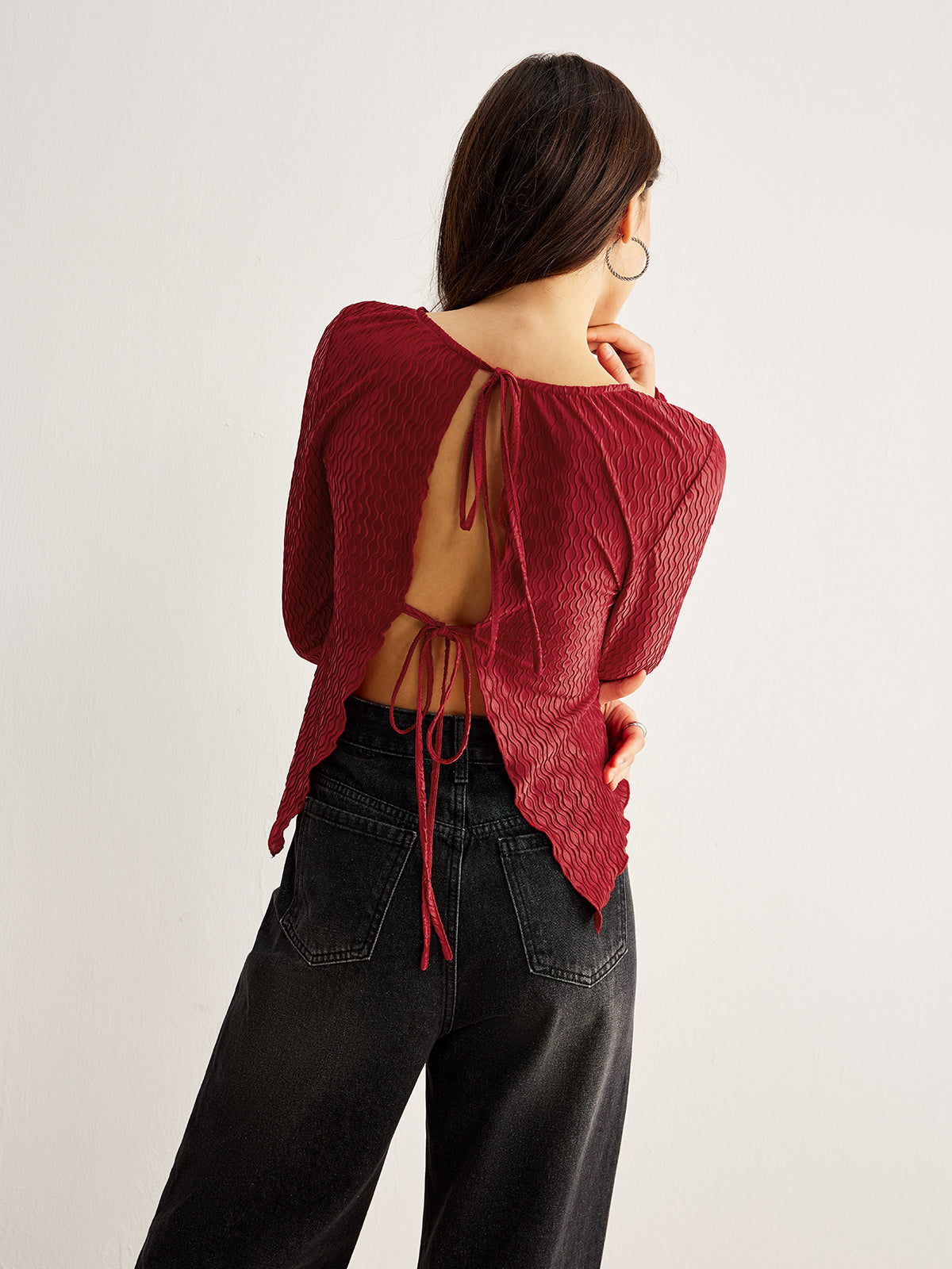 Curve Textured Backless Tie Blouse-Chicvia