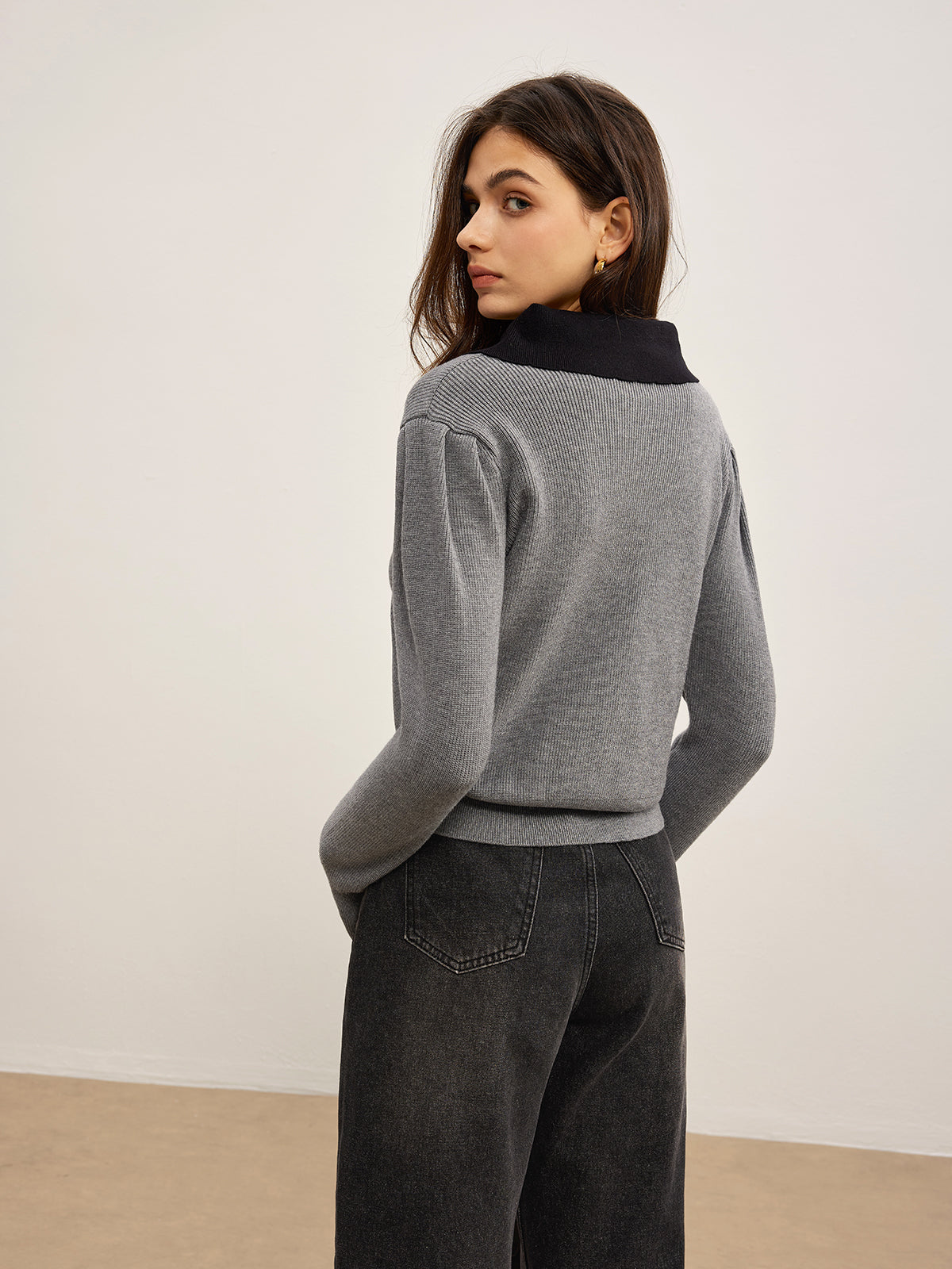 Contrast Collar Slim Button Cardigan-Chicvia