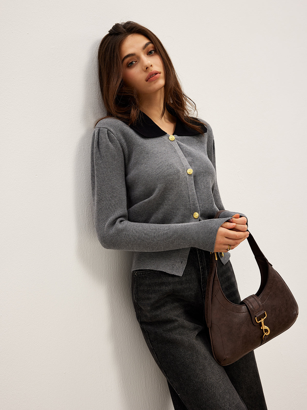 Contrast Collar Slim Button Cardigan-Chicvia