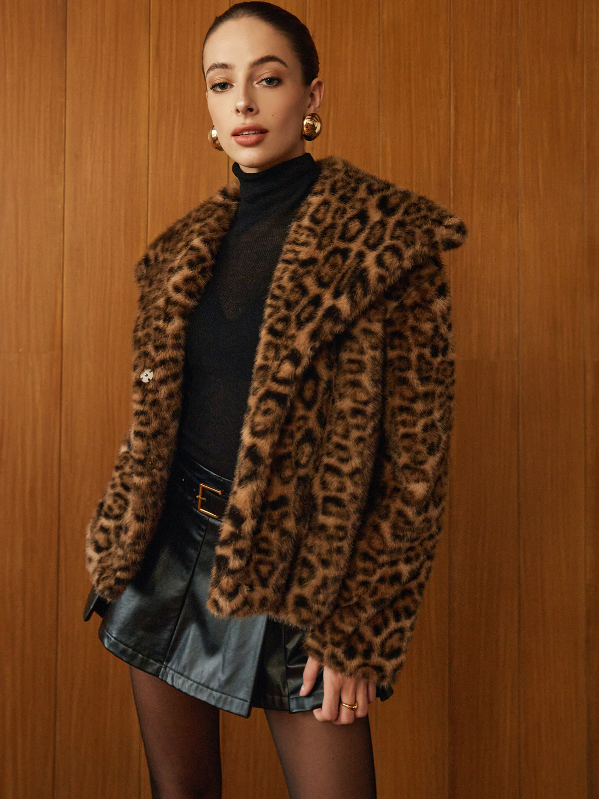 Leopard Printed Faux Fur Warm Coat-Chicvia