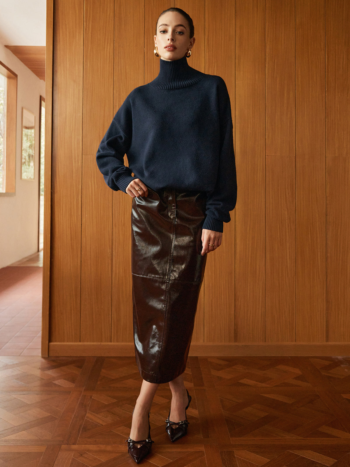 Pocket Split Faux Leather Skirt-Chicvia