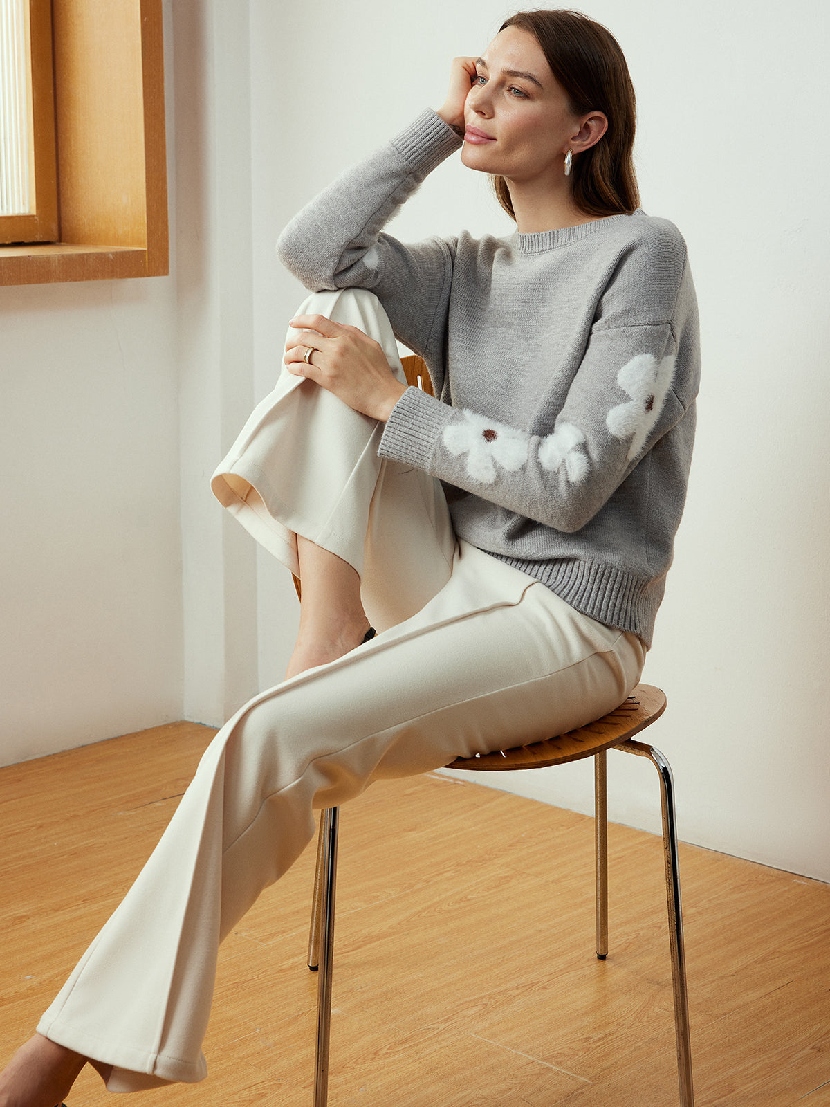 Jacquard Floral Knit Top-Chicvia