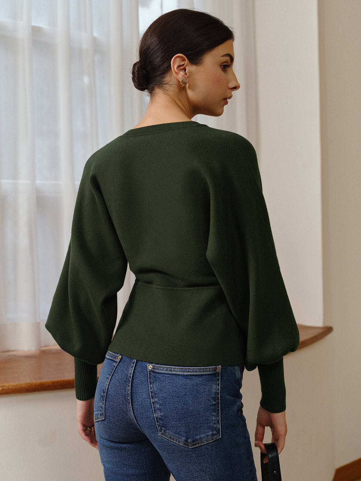 Leg-Of Mutton Sleeve Wave Trim Knit Top-Chicvia