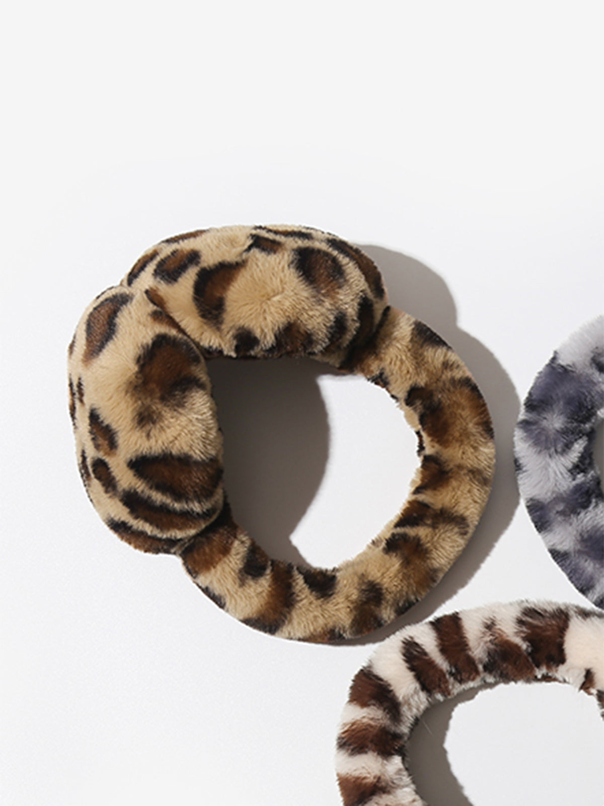 Leopard Fuzzy Earmuffs-Chicvia