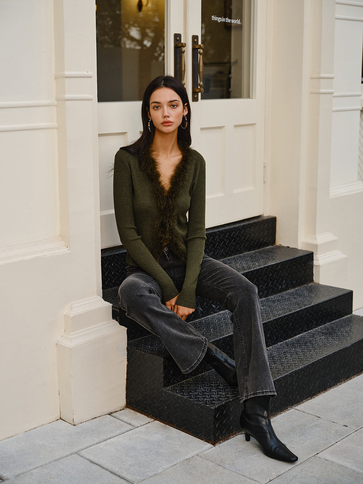 Feather Trim Wool-Blend Slim Sweater-Chicvia