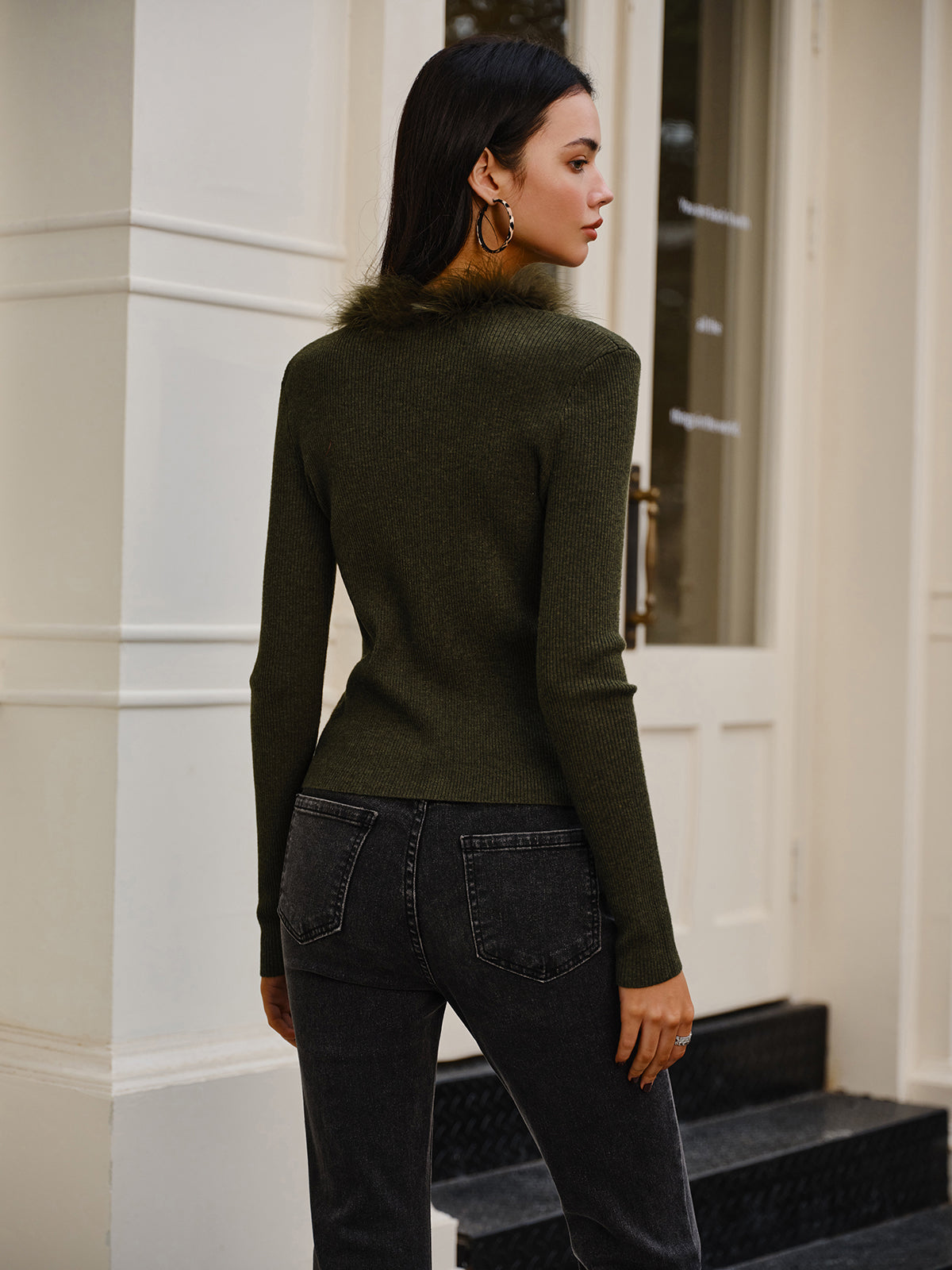 Feather Trim Wool-Blend Slim Sweater-Chicvia