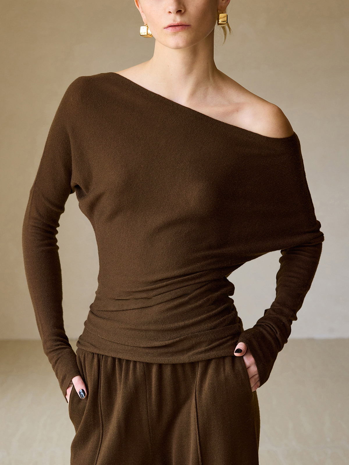 Casual Asymmetrical Neck Slim Sweater-Chicvia