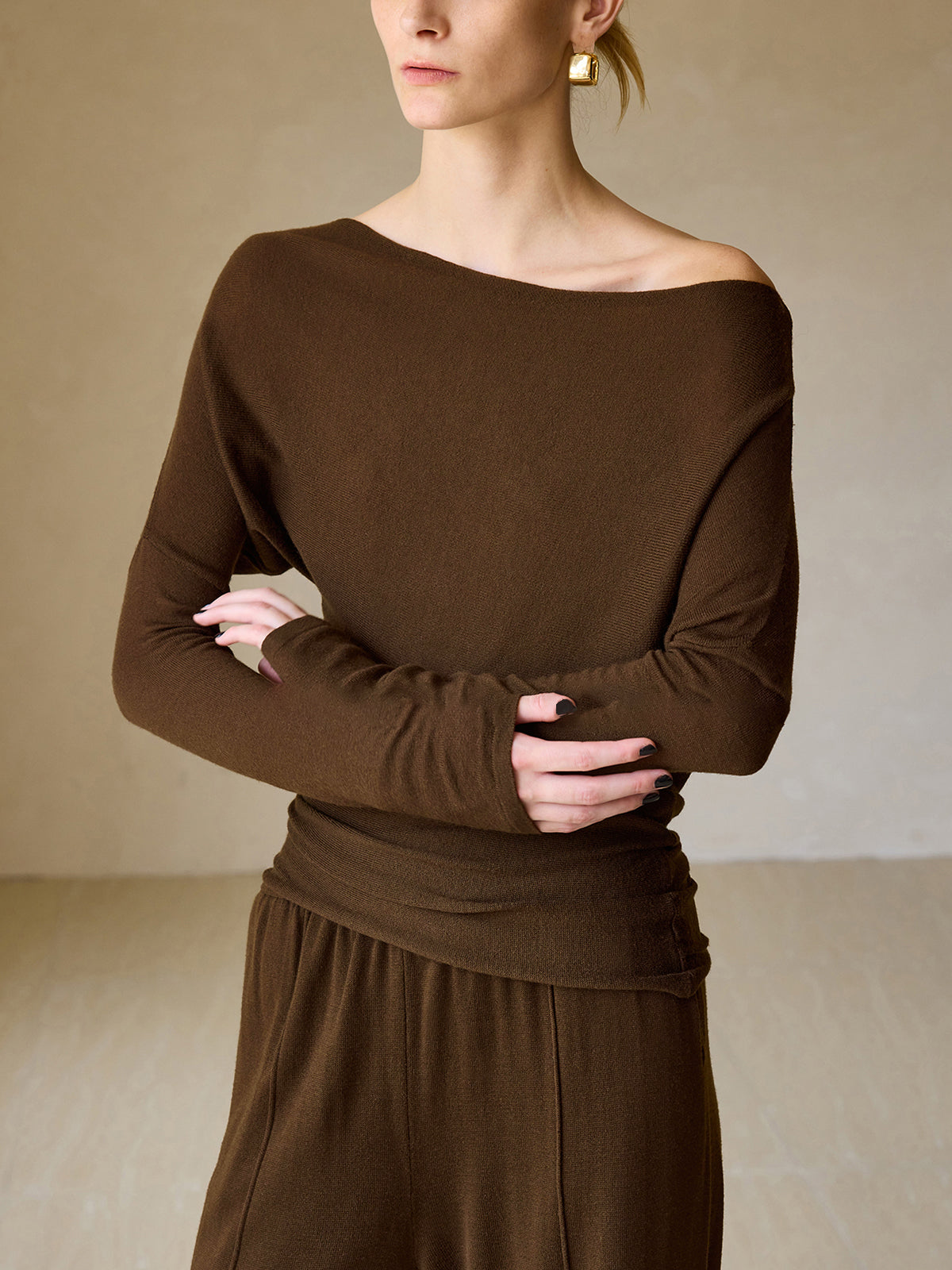 Casual Asymmetrical Neck Slim Sweater-Chicvia