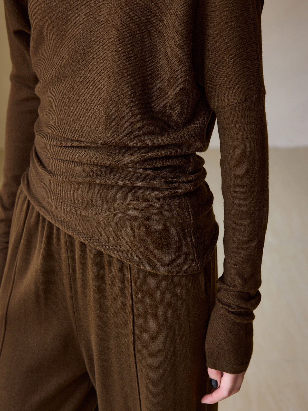 Casual Asymmetrical Neck Slim Sweater-Chicvia