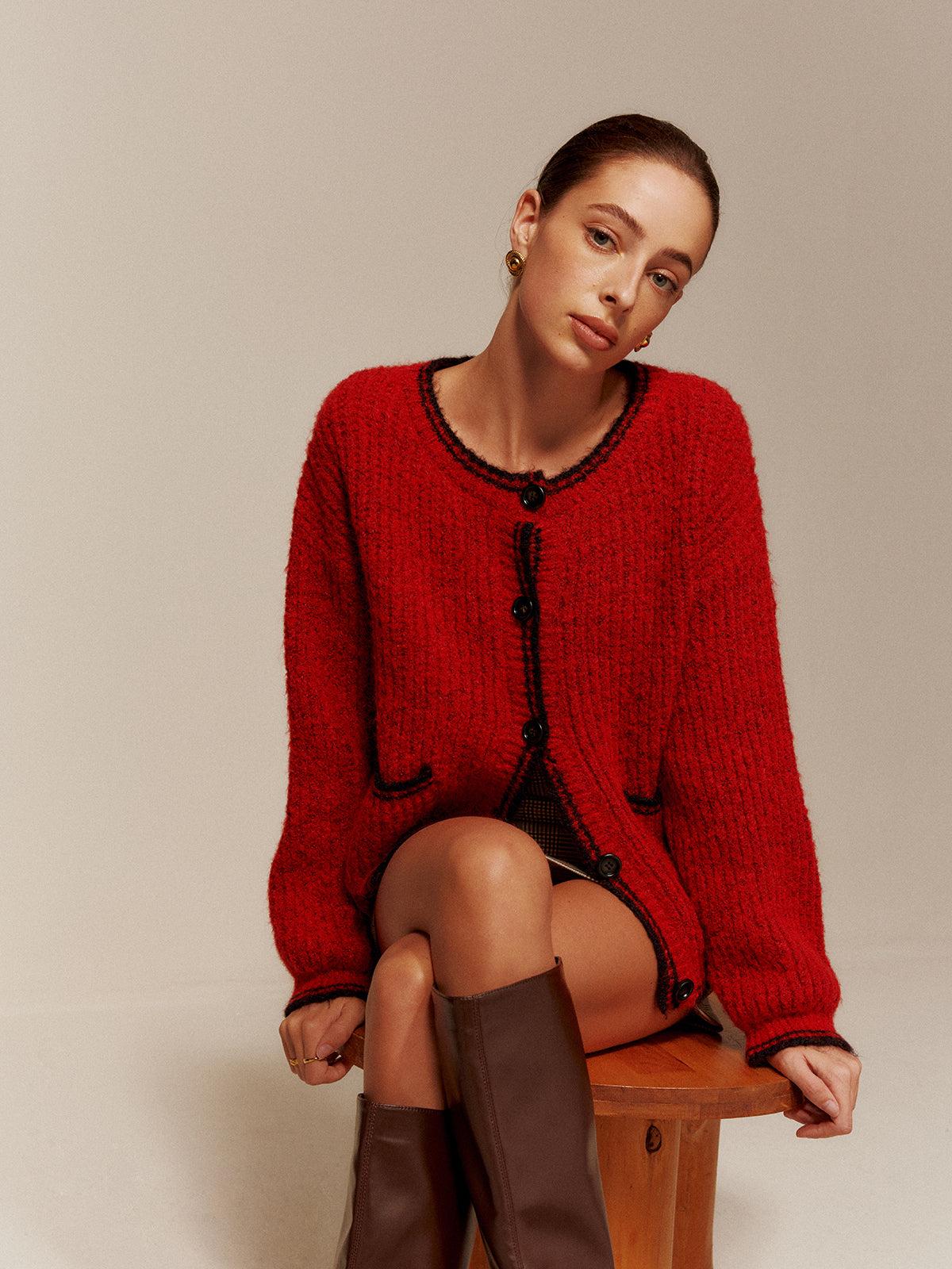 Contrast Trim Pockets Button Cardigan-Chicvia