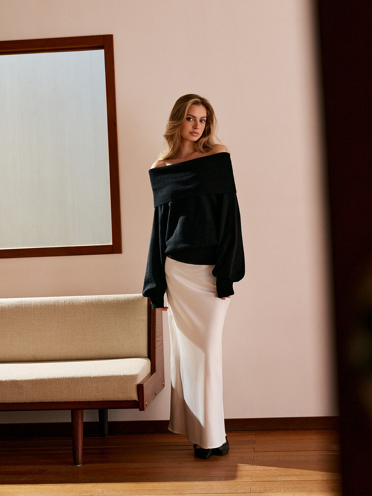 High Stretch Off-Shoulder Shift Sweater-Chicvia