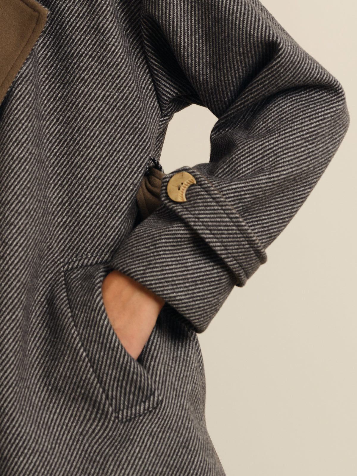 Oversized Contrast Collar Belted Wool Coat-Chicvia