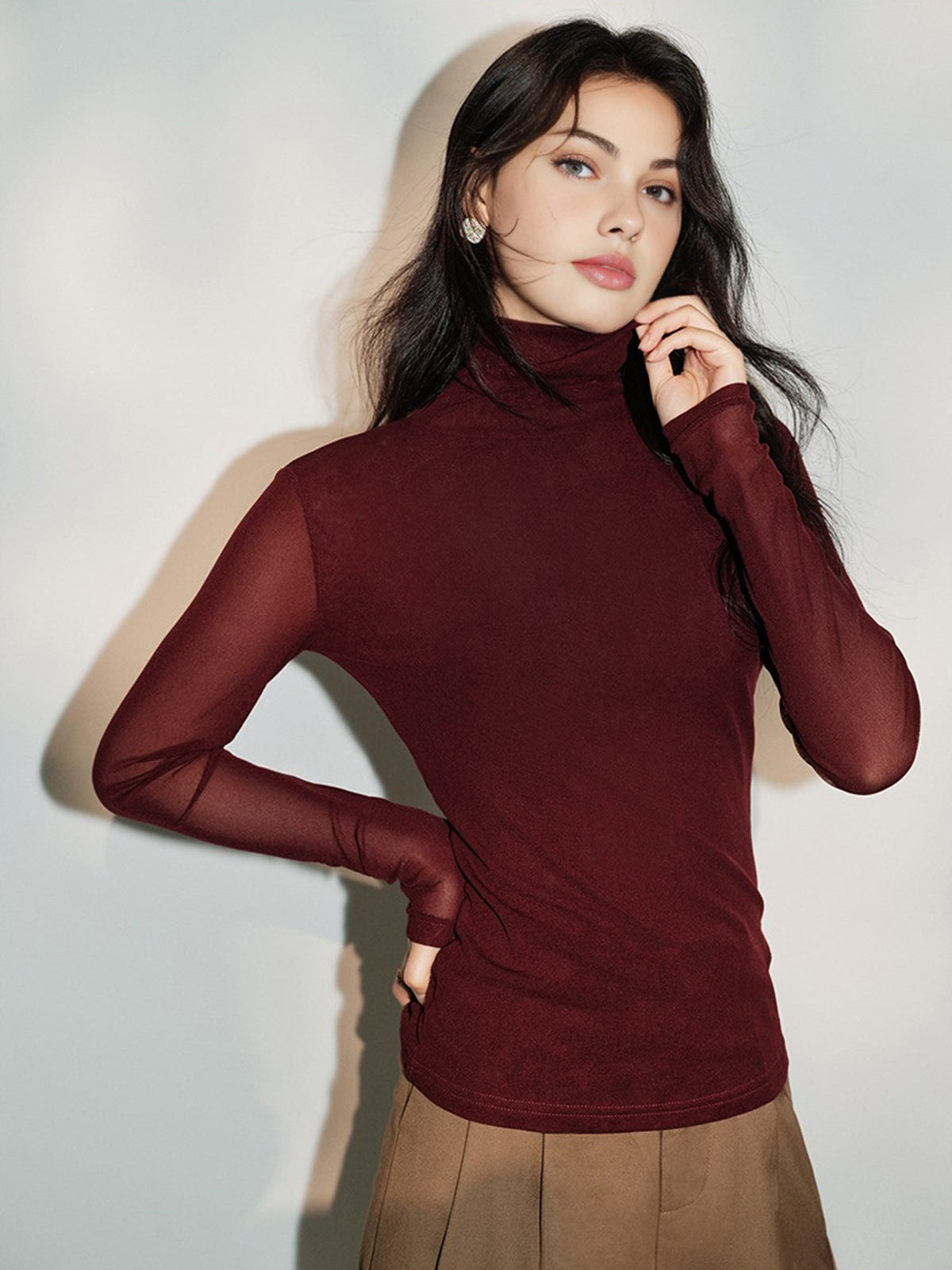 Minimalist Mock Neck Jersey Top-Chicvia