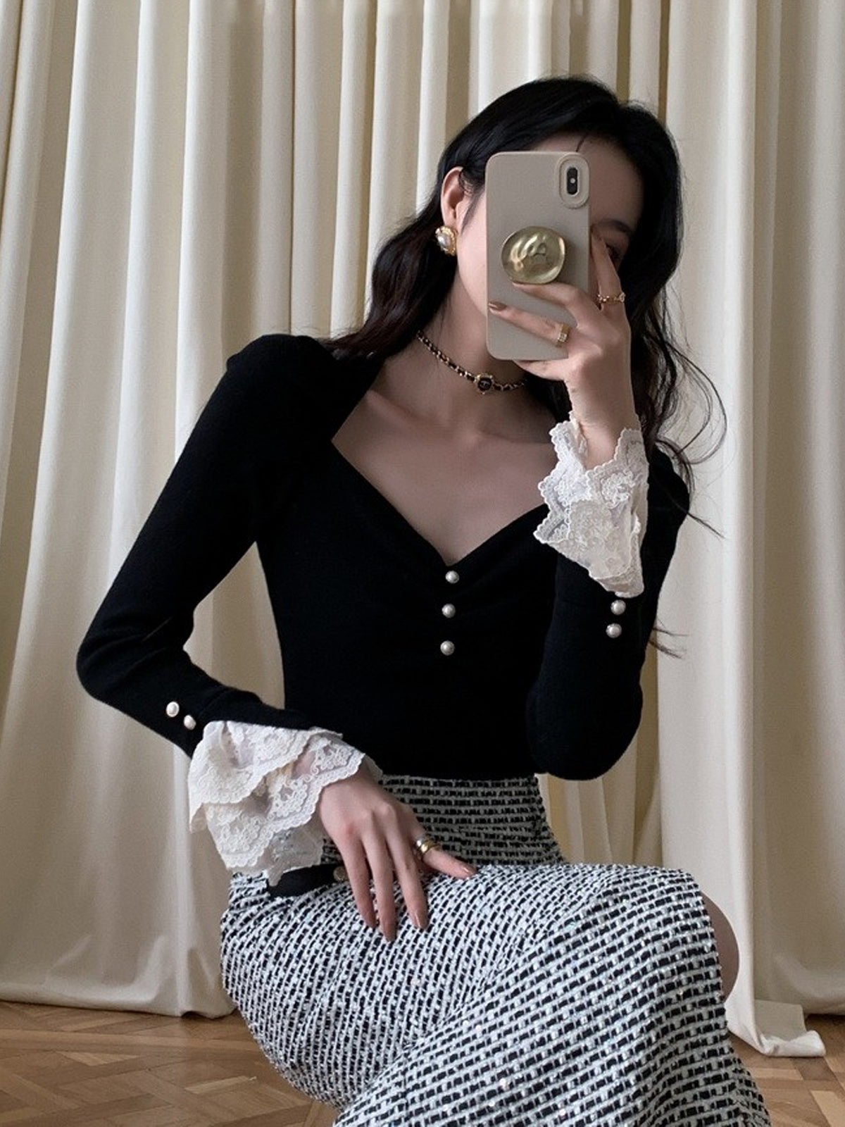 Lace Cuff Slim Sweater-Chicvia