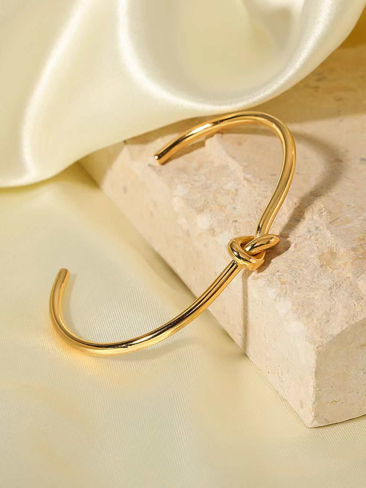 Knotted Open Bracelet-Chicvia