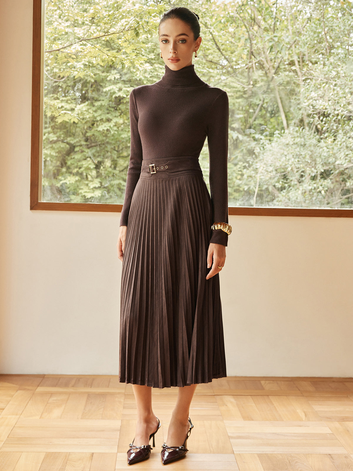 Pleated Suede Effect Skirt-Chicvia