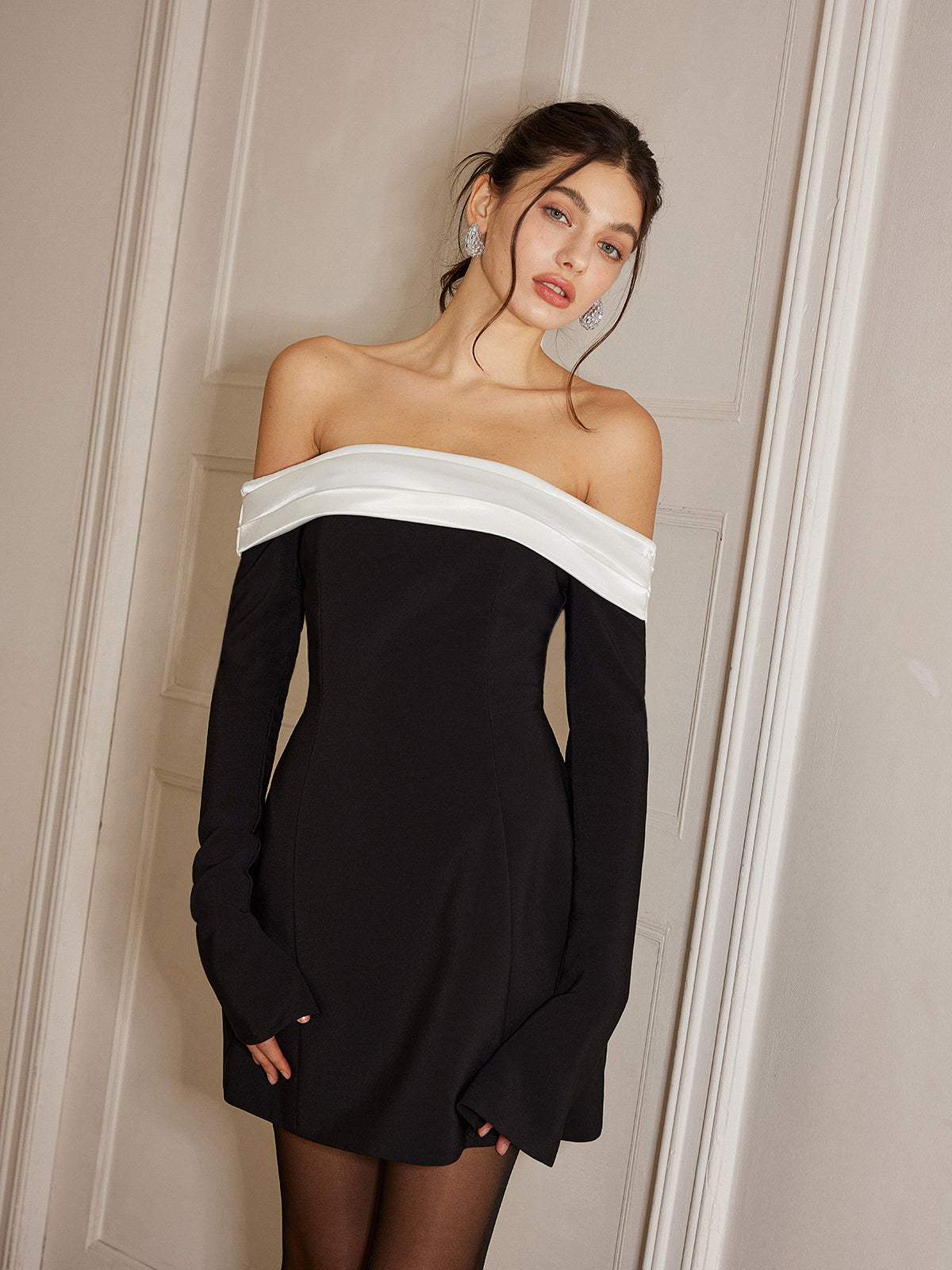 Color Block Off-Shoulder Bell Sleeve Dress-Chicvia