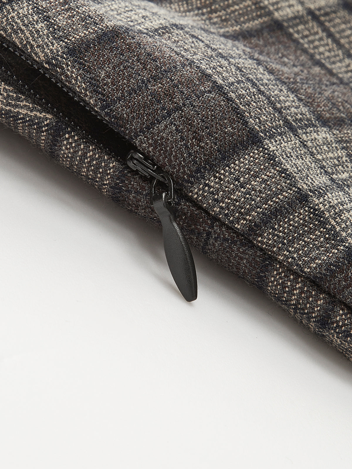 Mid-Waist Checked Pleated Skirt With Belt-Chicvia