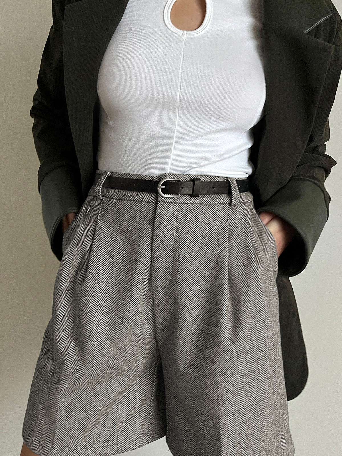 Chevron Tweed Belted Knee Shorts-Chicvia